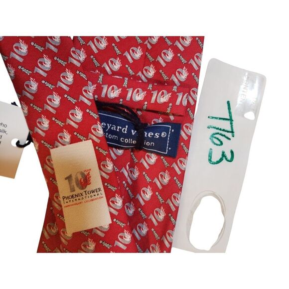 NWT Vineyard Vines Men Tie Phoenix Tower 10 Year Anniversary Red with Gray Tower - Picture 13 of 13